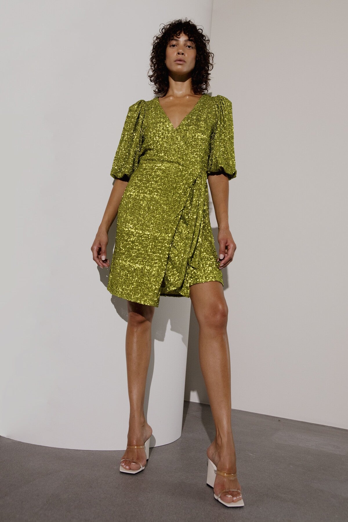CMSEQUINCE - DRESS WITH SEQUINS IN GREEN