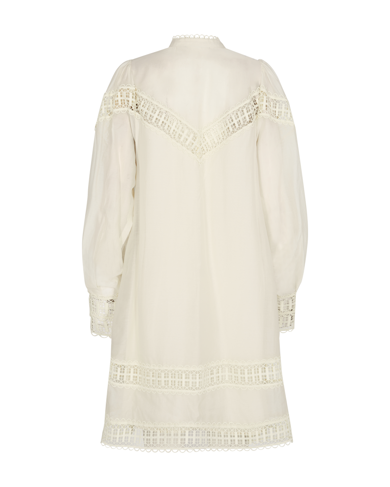 CMULTRA - DRESS IN WHITE